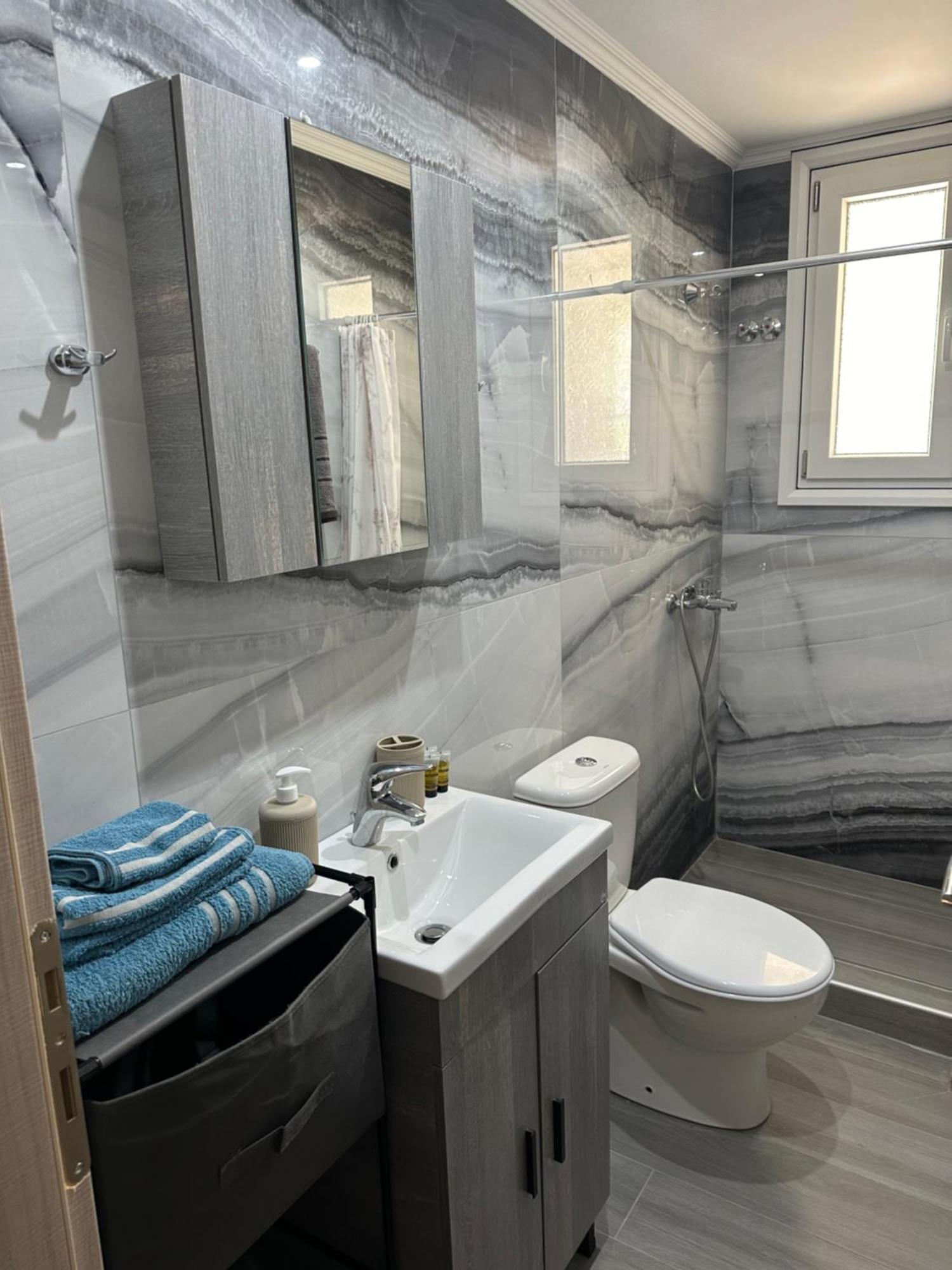 Jennyhouse Apartment Drama Ngoại thất bức ảnh